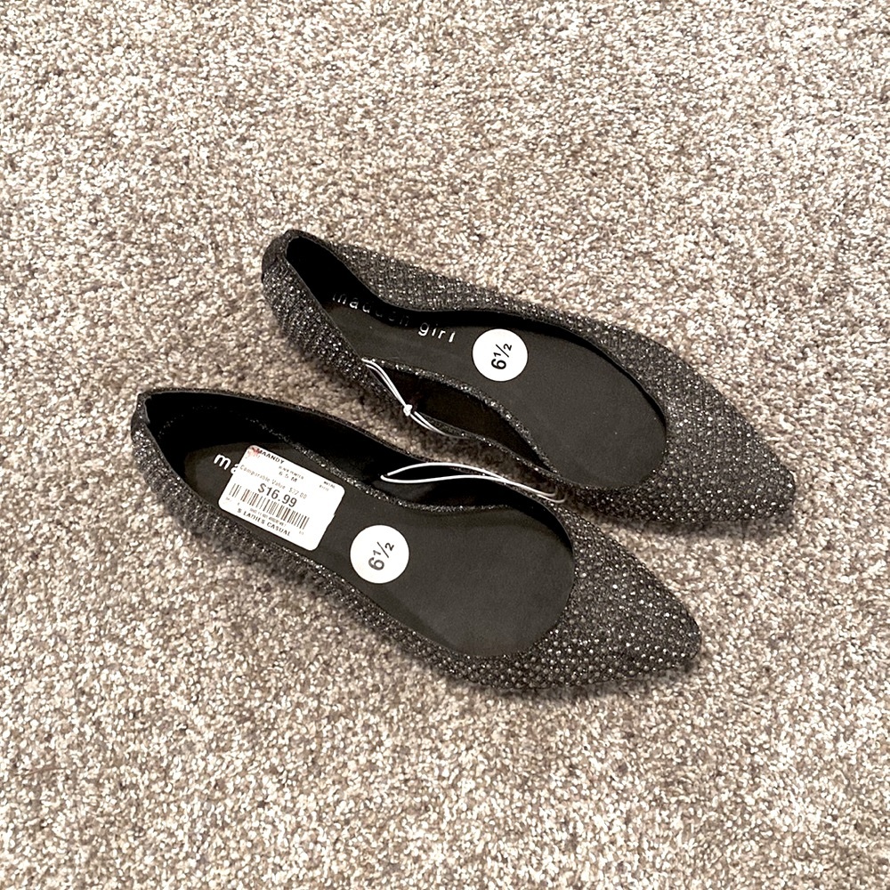 Rhinestone shimmer pointy toe flat